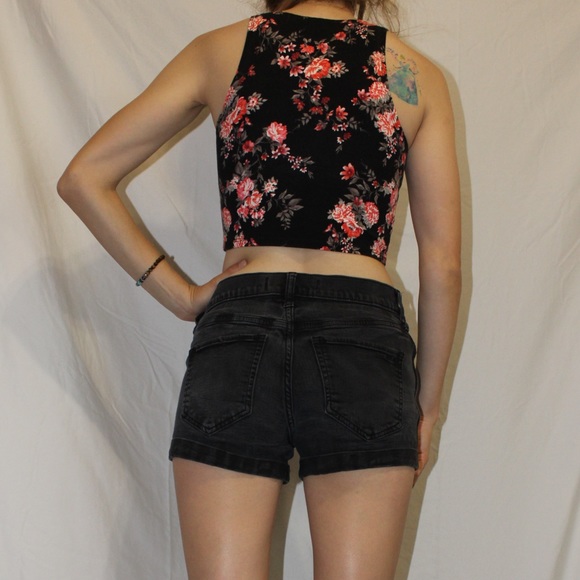 Forever 21 Floral Crop Top Size Small - Picture 2 of 8